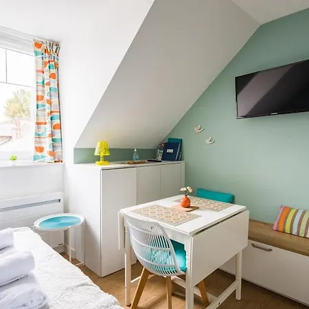 Le Petit Nid - Joli Studio Renove - Plage A 5 Min Dinard Buitenkant foto