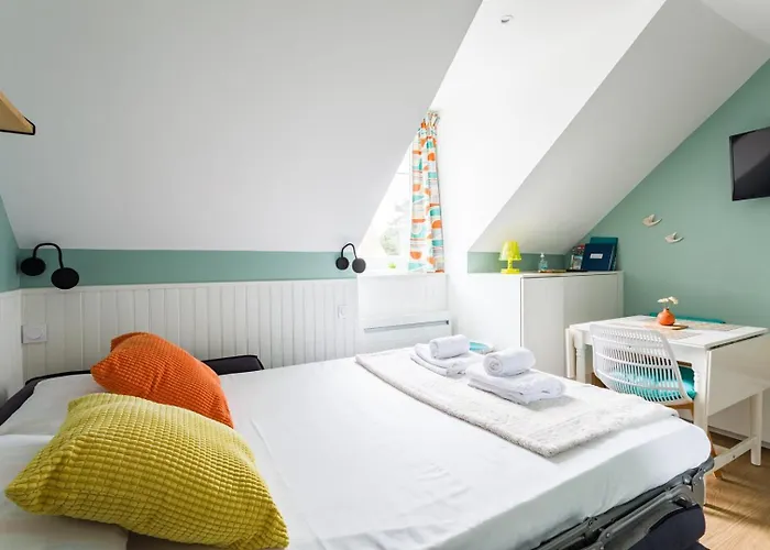 Le Petit Nid - Joli Studio Renove - Plage A 5 Min